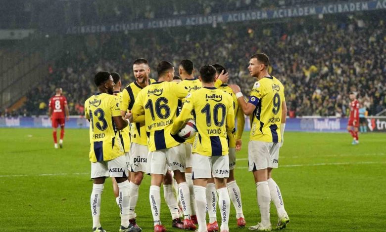 Trendyol Süper Lig: Fenerbahçe: 3 - Antalyaspor: 0 (İlk yarı) 1 trendyol super lig fenerbahce 3 antalyaspor 0 ilk yari 3f8ebeaef435 |