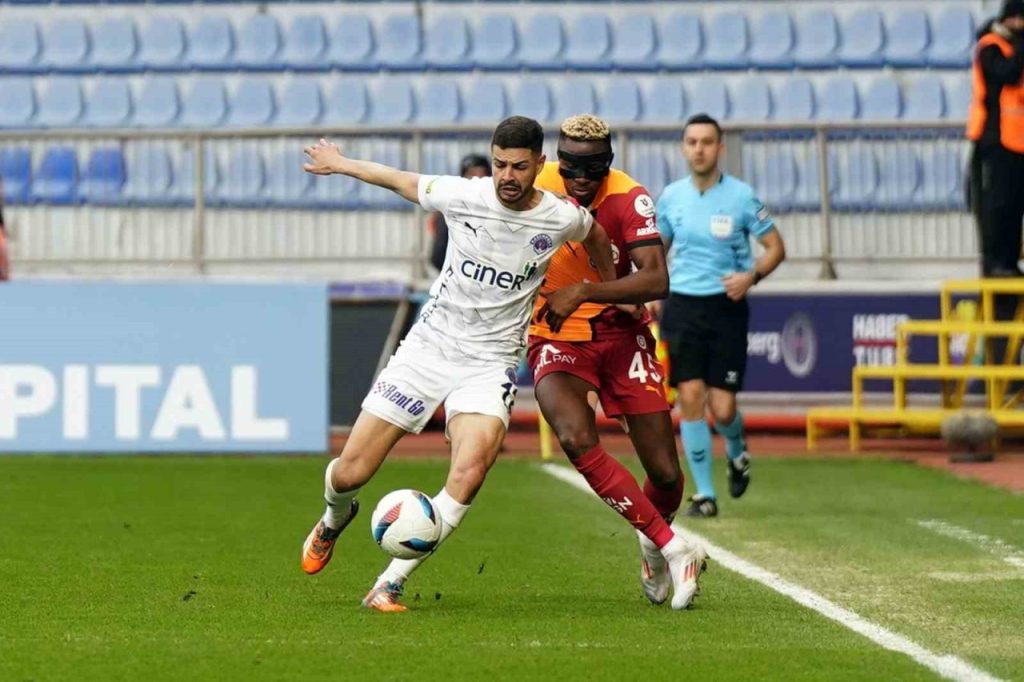 trendyol super lig kasimpasa 3 galatasaray 3 mac sonucu 0c2a99c5aa02 |