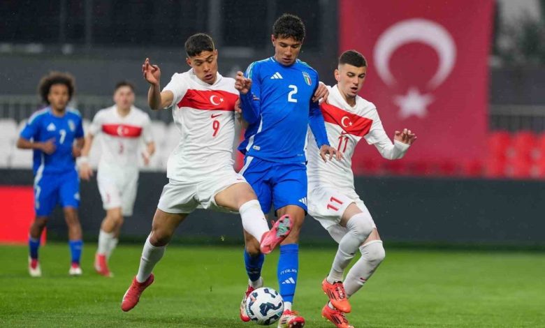 u20 milli futbol takimi italyaya 3 0 maglup oldu bd8ee04d2c3a |
