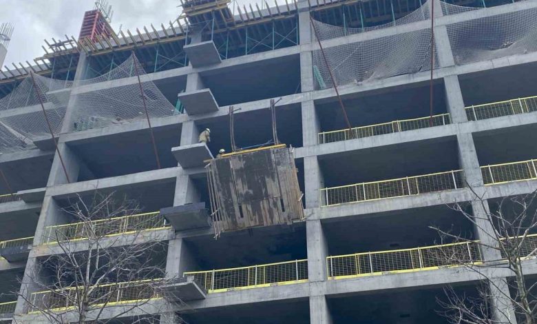 Ümraniye’de inşaat iskelesi çöktü: 2 işçi ağır yaralandı 1 umraniyede insaat iskelesi coktu 2 isci agir yaralandi 0fbc04ec52e9 |