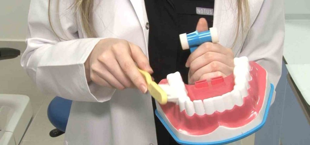 uzmanindan ramazana ozel uyari agiz bakimi aksatilirsa disler hizla curuyebilir 6f5a490aa42f |