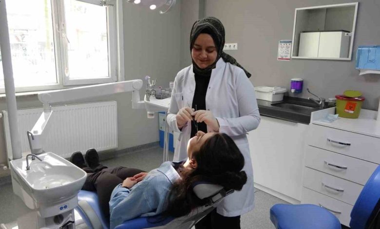 Uzmanından uyarı: ‘Ramazan ayında ağız ve diş sağlığına dikkat edilmeli’ 1 uzmanindan uyari ramazan ayinda agiz ve dis sagligina dikkat edilmeli 94d1b4f7891b |
