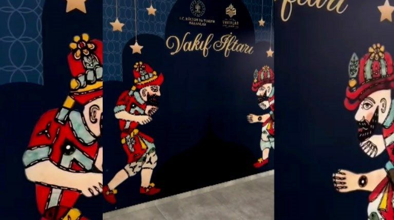 vakiflar edremitte bu yil ilk kez iftar sofrasi kurdu 74a949e86f24 |