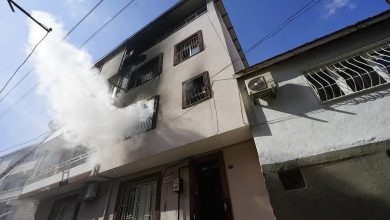 yanginda mahsur kalan kisi itfaiye ekiplerince kurtarildi e3f7ba7ee2b7 |