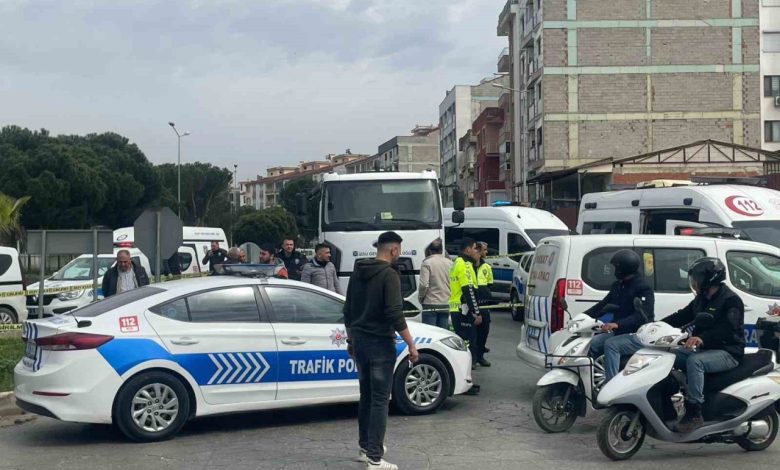 Yolun karşısına geçmeye çalışan yaşlı adam feci şekilde can verdi 1 yolun karsisina gecmeye calisan yasli adam feci sekilde can verdi 9ea52e62e29a |