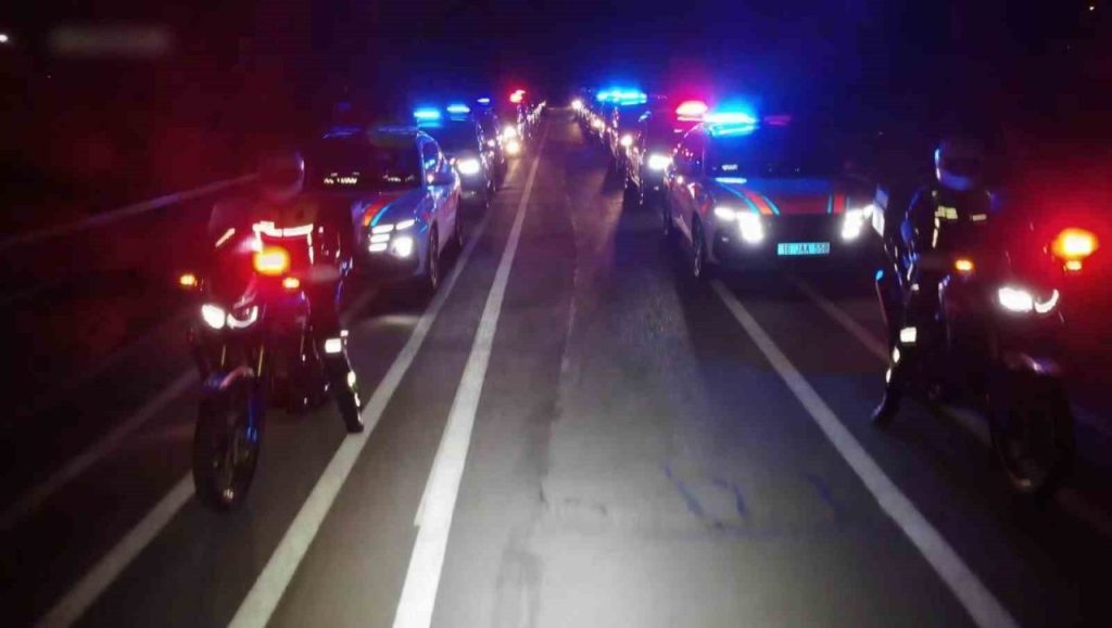 yuzlerce kisiyi olumden kurtaran operasyonsahte ickiyi yuzey temizleyici ile kamufle ettiler d5aa81d92648 |