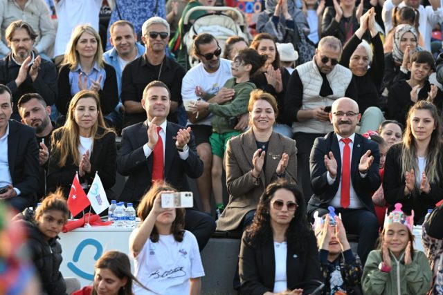 Baskan Akindan cocuklara unutulmaz bir 23 Nisan soleni 18 1024x683 |