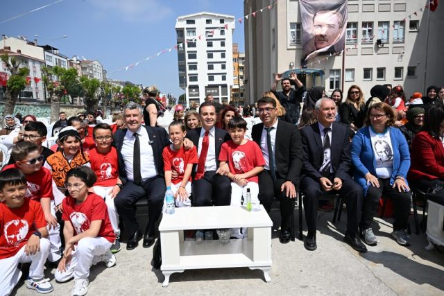 Baskan Akindan cocuklara unutulmaz bir 23 Nisan soleni 20 1024x683 |