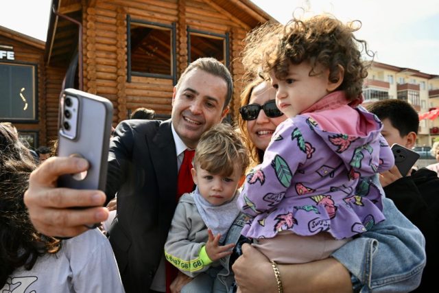 Baskan Akindan cocuklara unutulmaz bir 23 Nisan soleni 9 1024x683 |