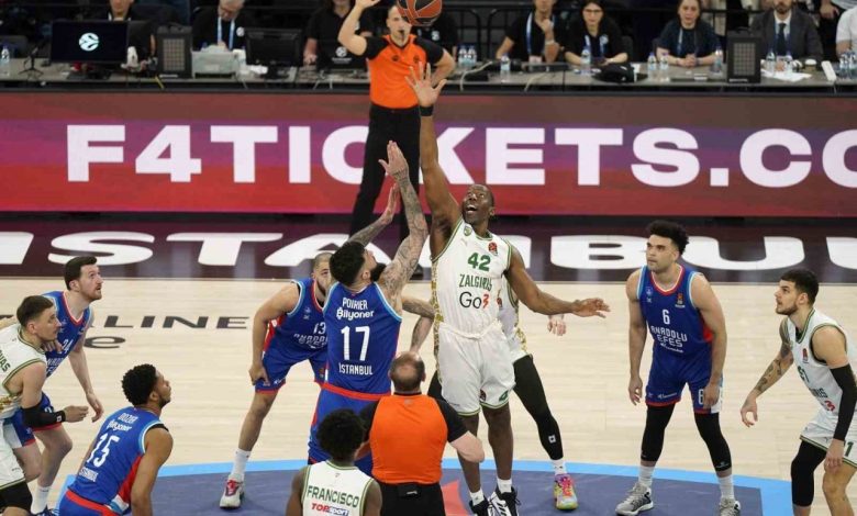 A. Efes, EuroLeague’de play-off’u garantiledi 1 a efes euroleaguede play offu garantiledi a34b600bd747 |
