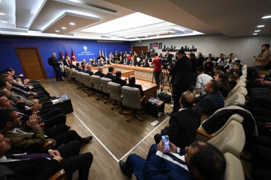 ak parti genel baskan yardimcisi demir turkiye tarihi boyunca karsilastigimiz en organize cetedir 0424bda0dbb5 |