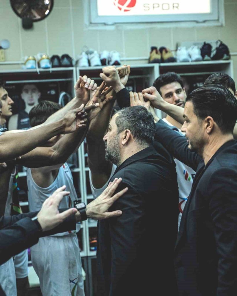 aliaga petkimspor bahcesehir koleji deplasmaninda 9a35f0425a21 |