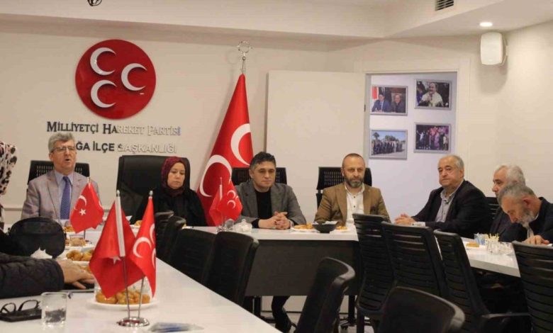 Alparslan Türkeş Aliağa’da anıldı 1 alparslan turkes aliagada anildi 65de5b742388 |