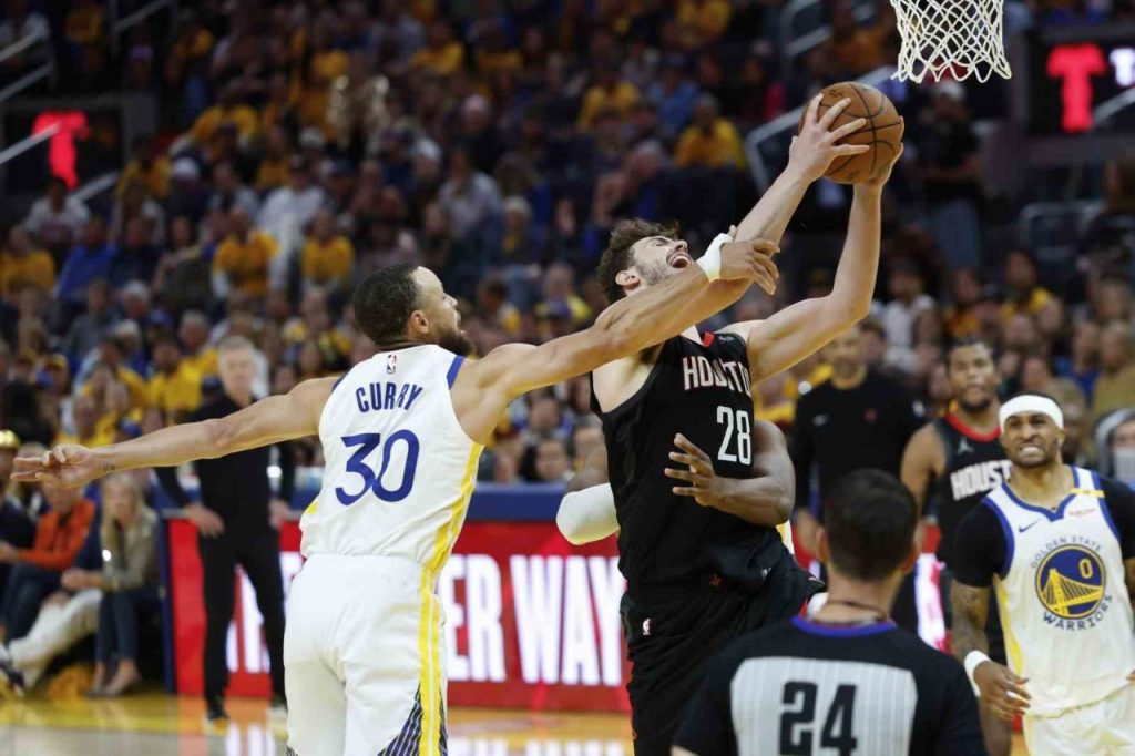 alperen sengunun double double performansi houstona yetmedi b9da35cdc02d |