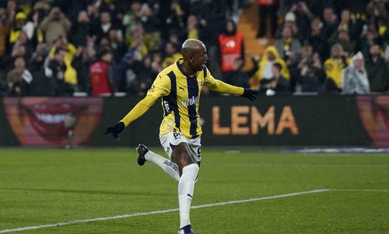 Anderson Talisca, Süper Lig’de ilk kez hat-trick yaptı 1 anderson talisca super ligde ilk kez hat trick yapti b3b13cbb95eb |