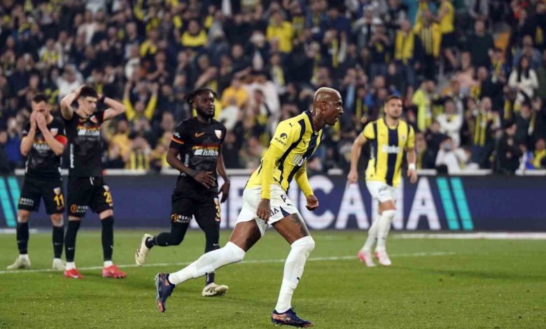 anderson taliscadan son 4 macta 7 gol a5122fbe068c |