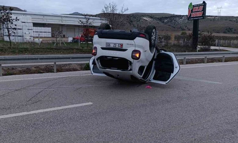 ankarada kontrolden cikan otomobil takla atti 3 yarali f24d3d06463d |