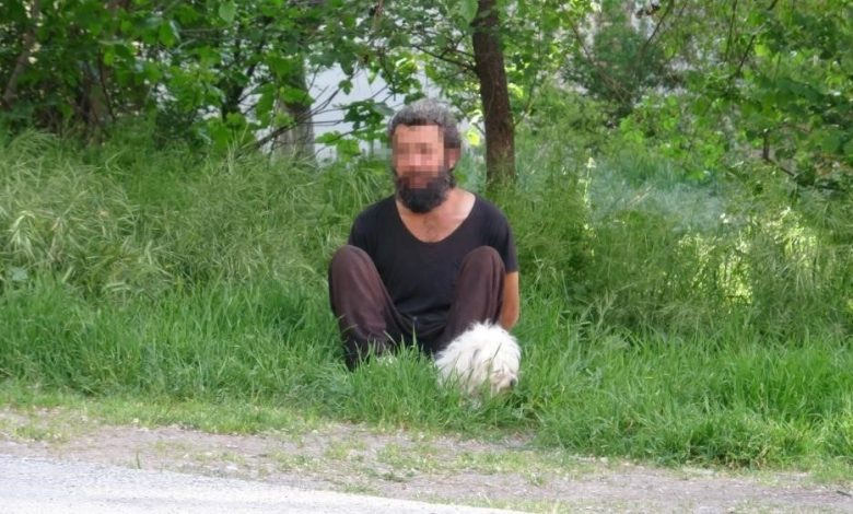 annesinin cesediyle 2 hafta yasadi tutuklandi 9b7d2619774d |