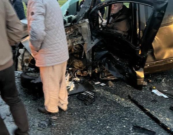arnavutkoyde iki otomobil carpisti 1 olu 3 yarali 1df6d1eada26 |