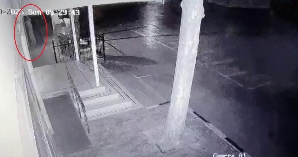 ataturk bustunu calan hirsiz tutuklandi f0aa8358869a |