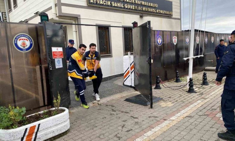 Ayvacık’ta kaçak göçmenleri taşıyan bot battı: 5 kişi öldü, 25’i sağ kurtarıldı 1 ayvacikta kacak gocmenleri tasiyan bot batti 5 kisi oldu 25i sag kurtarildi 0252de36154a |