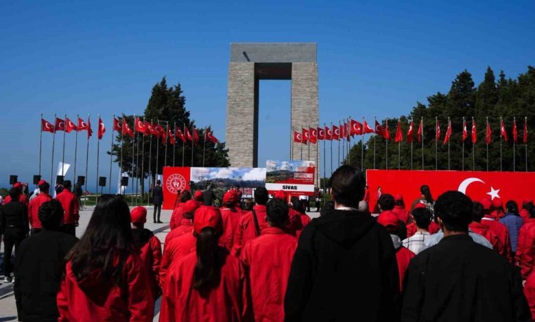Bakan Bak, Çanakkale’de anma yürüyüşüne katılan gençleri paylaştı 1 bakan bak canakkalede anma yuruyusune katilan gencleri paylasti 73e383b3891b |