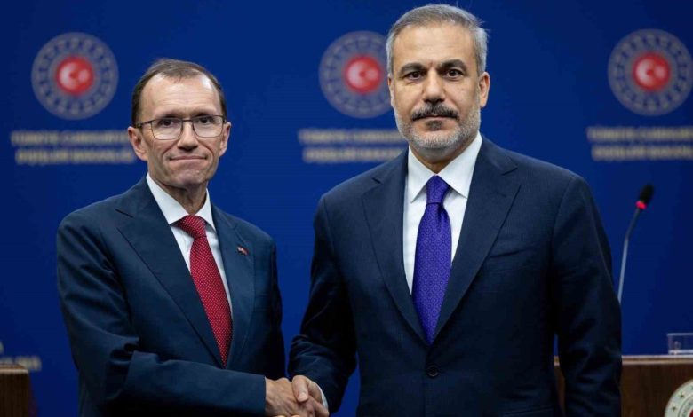 bakan fidan turk dunyasi bir butun olarak kibris turkunun yaninda olmaya devam edecektir e959af796ce4 |