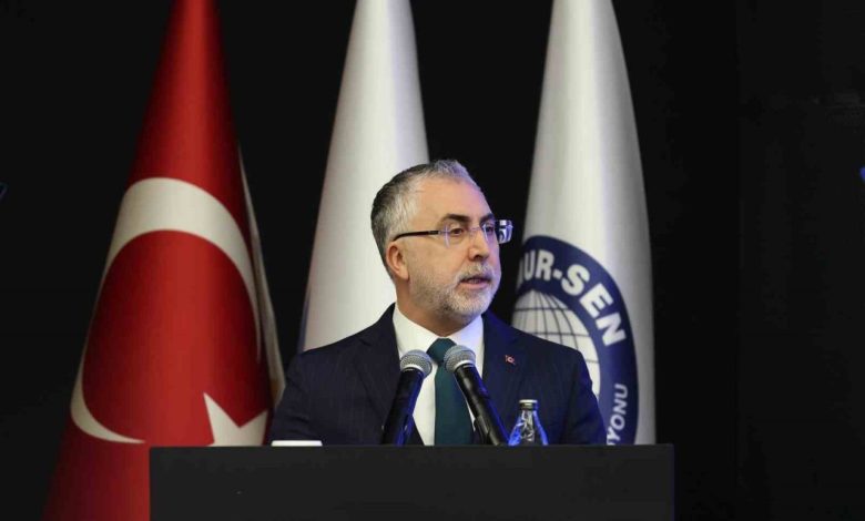 bakan isikhan kamuda sendikalasma orani 2002de yuzde 50den bugun yuzde 752ye yukselmis durumda 56517c64603e |