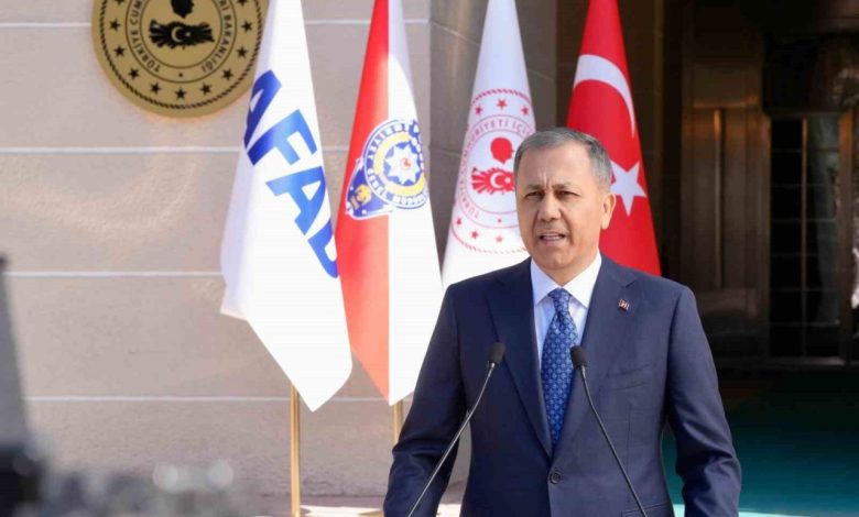 Bakan Yerlikaya duyurdu: Uluslararası uyuşturucu tacirlerine yönelik ‘Orkinos-Bulut’ operasyonunda 234 şüpheliye gözaltı 1 bakan yerlikaya duyurdu uluslararasi uyusturucu tacirlerine yonelik orkinos bulut operasyonunda 234 supheliye gozalti 0841097d6c3d |