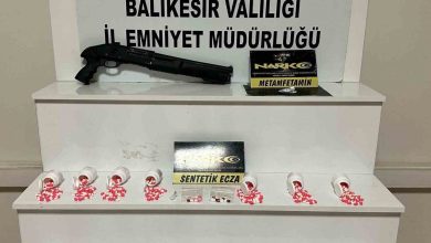 balikesirde 833 adet sentetik ecza hap ele gecirildi 090c9e1ffe3c |