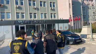 balikesirde fuhus ve yagma operasyonunda 2 kisi tutuklandi 77d13bbef483 |