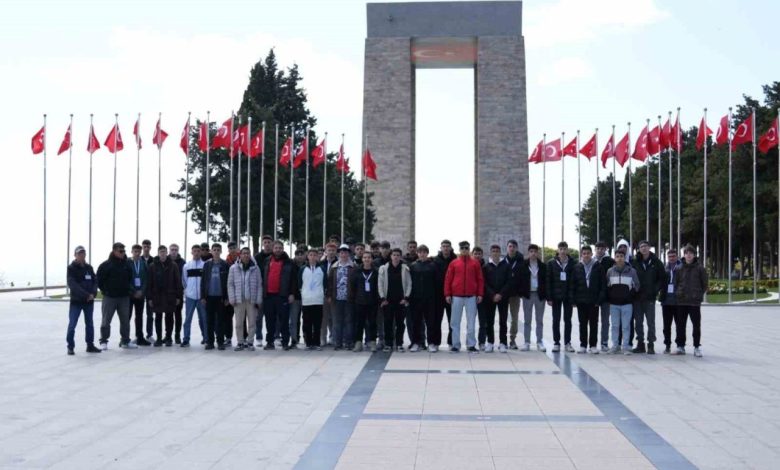 Balıkesirli gençler, Çanakkale’de tarihin izinde yolculuk yaptı 1 balikesirli gencler canakkalede tarihin izinde yolculuk yapti 7c19be79b5b0 |