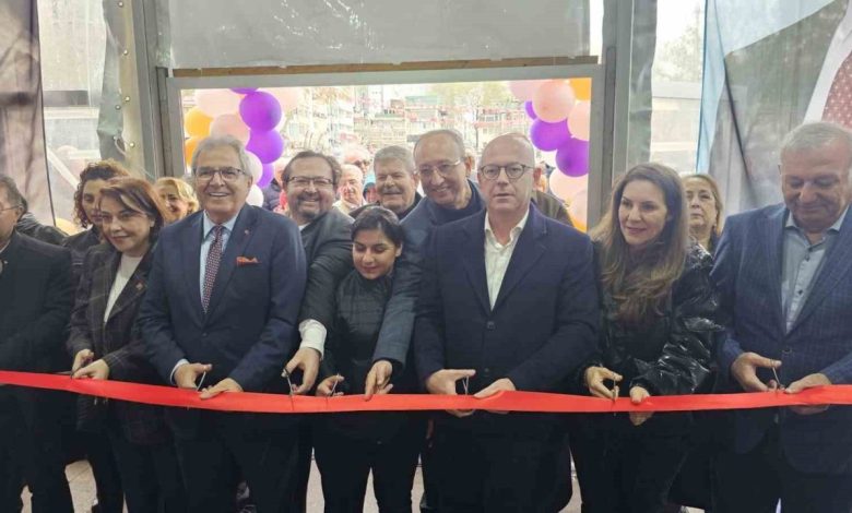 bandirma belediyesi 3 kadin el emegi festivaline gorkemli acilis 0e2b1f416f1b |