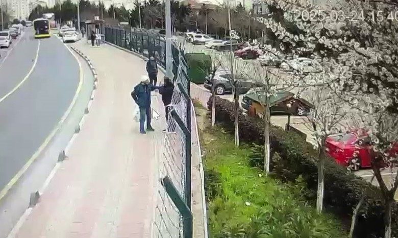 basaksehirde okuldan cikan kiz cocugunu taciz eden yasli adam yakalandi 89c816c1c247 |
