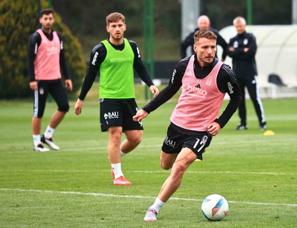 besiktas goztepe maci hazirliklarina basladi 372531ea4de7 |