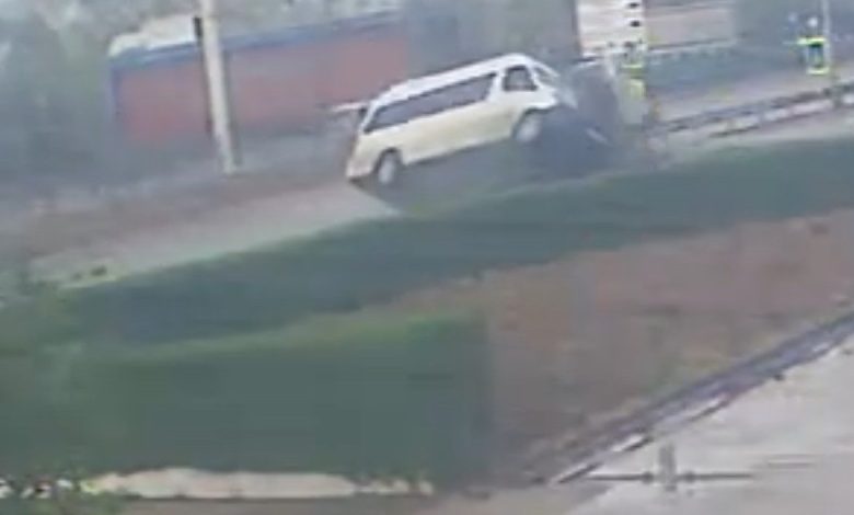 Bursa’da 1 çocuğun öldüğü, 5 kişinin yaralandığı kaza anı kamerada 1 bursada 1 cocugun oldugu 5 kisinin yaralandigi kaza ani kamerada 7c5a6cd77fa5 |