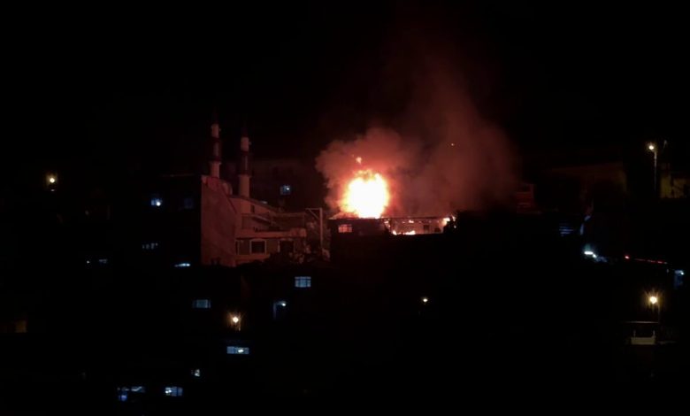 Bursa’da alevler geceyi aydınlattı... 2 katlı evde çıkan yangın, bitişiğindeki 2 eve daha sıçradı 1 bursada alevler geceyi aydinlatti 2 katli evde cikan yangin bitisigindeki 2 eve daha sicradi 6a73bdcf6567 |