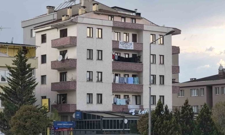 Bursa’da balkondan düşen çocuk ağır yaralandı 1 bursada balkondan dusen cocuk agir yaralandi 292574a6bb5c |