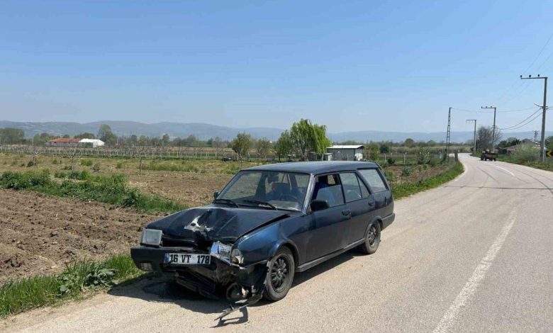 Bursa’da otomobil tarlaya uçtu: 1 yaralı 1 bursada otomobil tarlaya uctu 1 yarali 2e01834fc7f2 |