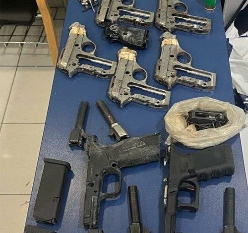 buyukcekmecede ruhsatsiz silah operasyonu cok sayida muhimmat ele gecirildi fffca080eb01 |