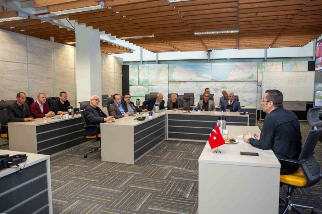 buyuksehirden muhtarlarla bilgilendirme ve koordinasyon toplantisi a1e4a55e1c61 |