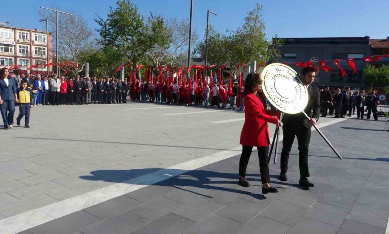 Çanakkale’de 23 Nisan kutlandı 1 canakkalede 23 nisan kutlandi bc5be5727a29 |