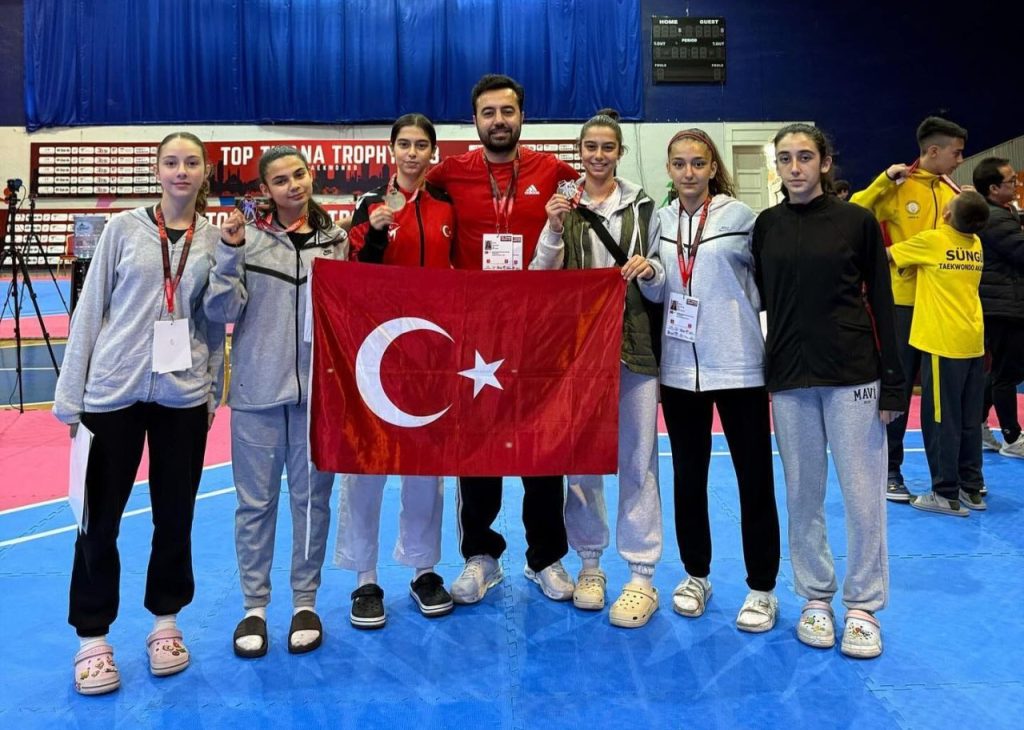 cesme belediyespordan arnavutlukta buyuk basari d8d6282d6814 |