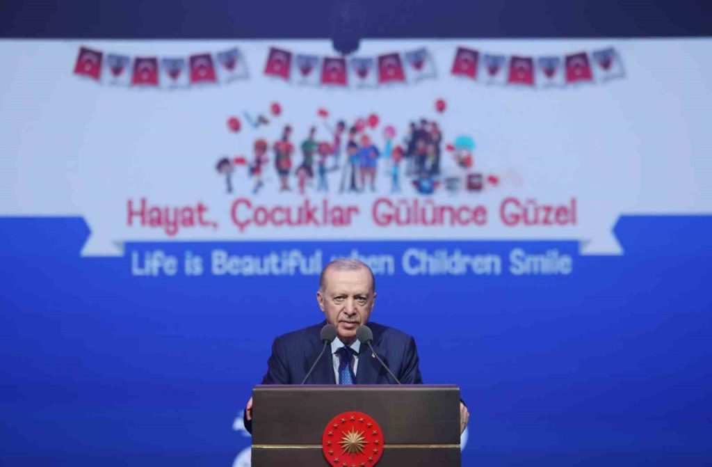 cumhurbaskani erdogan afad ve saglik bakanligimiz devletimizin tum birimleri teyakkuz halinde arama tarama calismalari hassasiyetle devam ediyor 2d9aead16a14 |