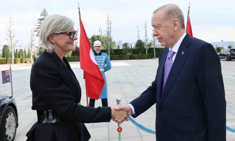 cumhurbaskani erdogan avustralya genel valisi mostyni kabul etti 4f0c1bbc5e09 |