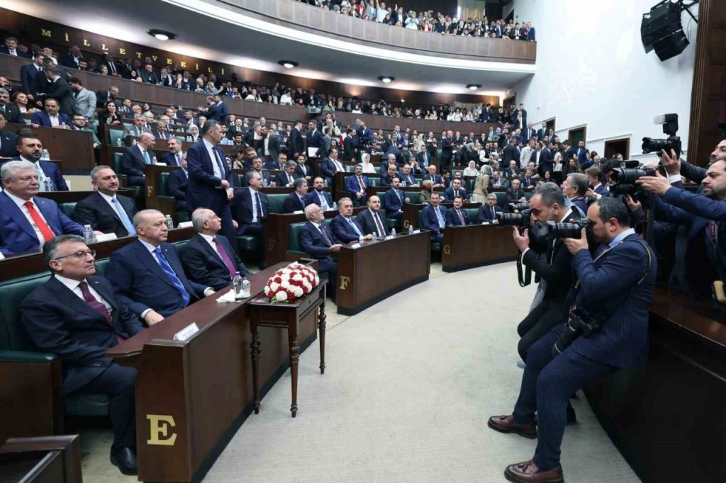 cumhurbaskani erdogan guya her islerinde seffaf olacaklardi gorduk ki bantci olup cikmislar ffe2b21e2dc0 |