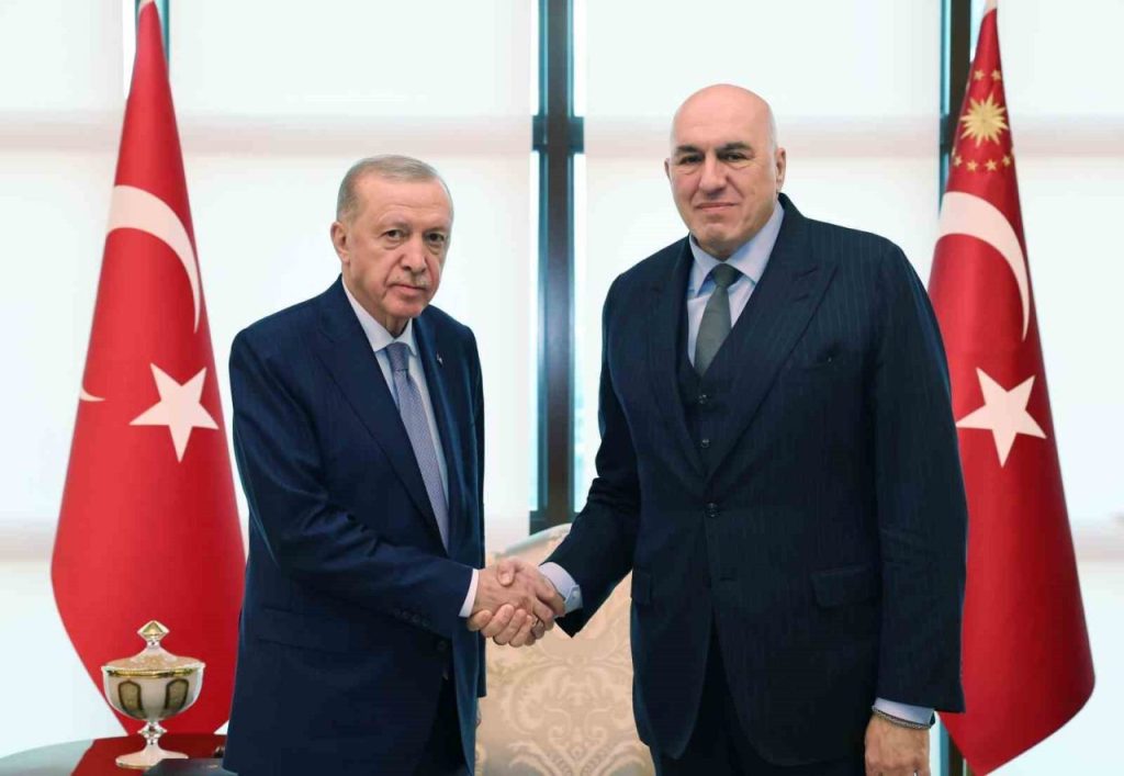 cumhurbaskani erdogan italya savunma bakani crosettoyu kabul etti 8205b115f102 |