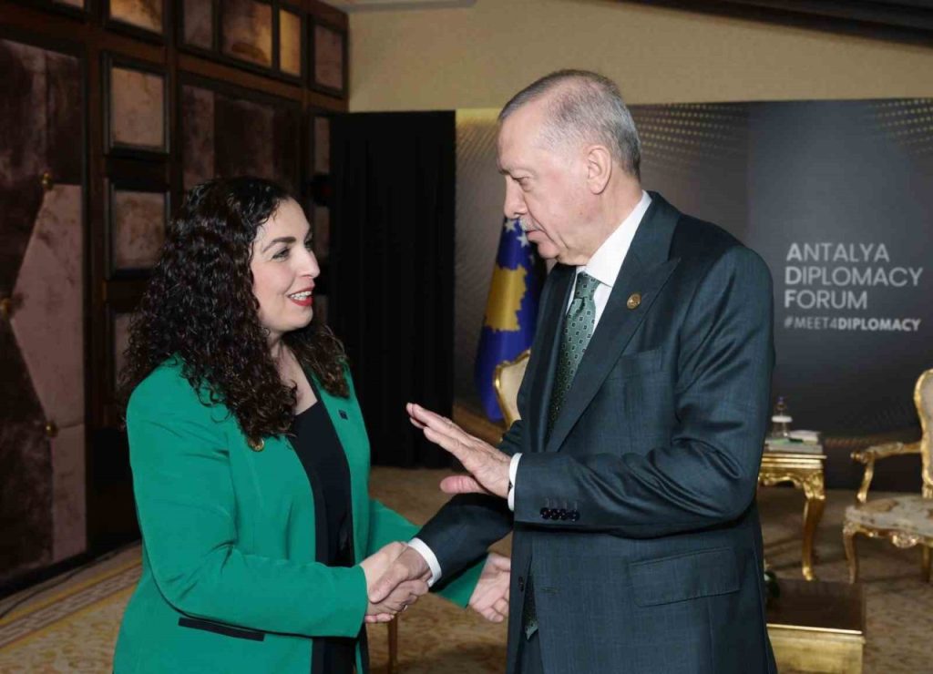 cumhurbaskani erdogan kosova cumhurbaskani osmani sadriu ile gorustu df7c9f1b21db |