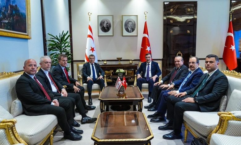 cumhurbaskani yardimcisi yilmaz kktc basbakani unal ustel ile bir araya geldi e27724fd284d |