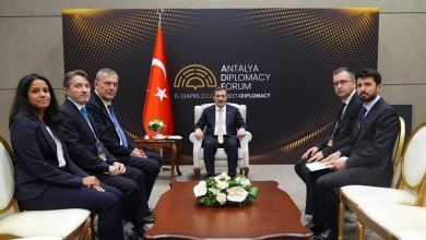 cumhurbaskani yardimcisi yilmaz unrwa genel komiseri lazzarini ile gorustu 056b62fd5086 |